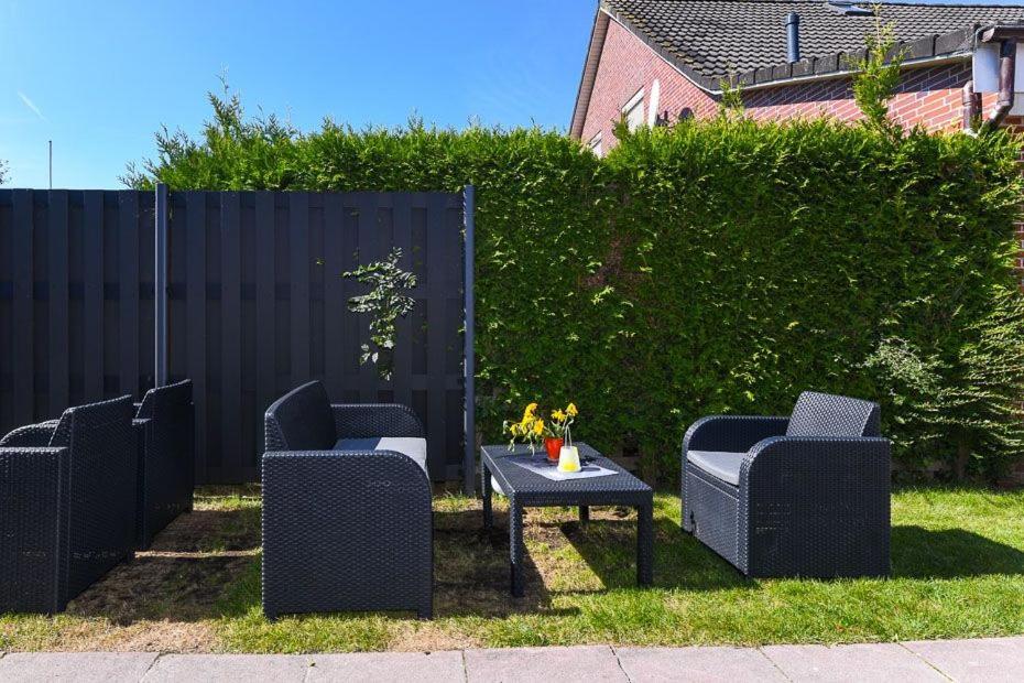 Ferienwohnungen Kapitaens Kajuete Bensersiel Exterior photo
